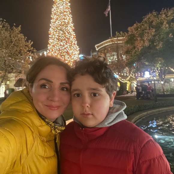 Meet your Posher, Posh - Picture 1 of 1